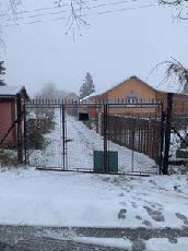 Pozemek s rekreačním objektem nezapsaným na LV